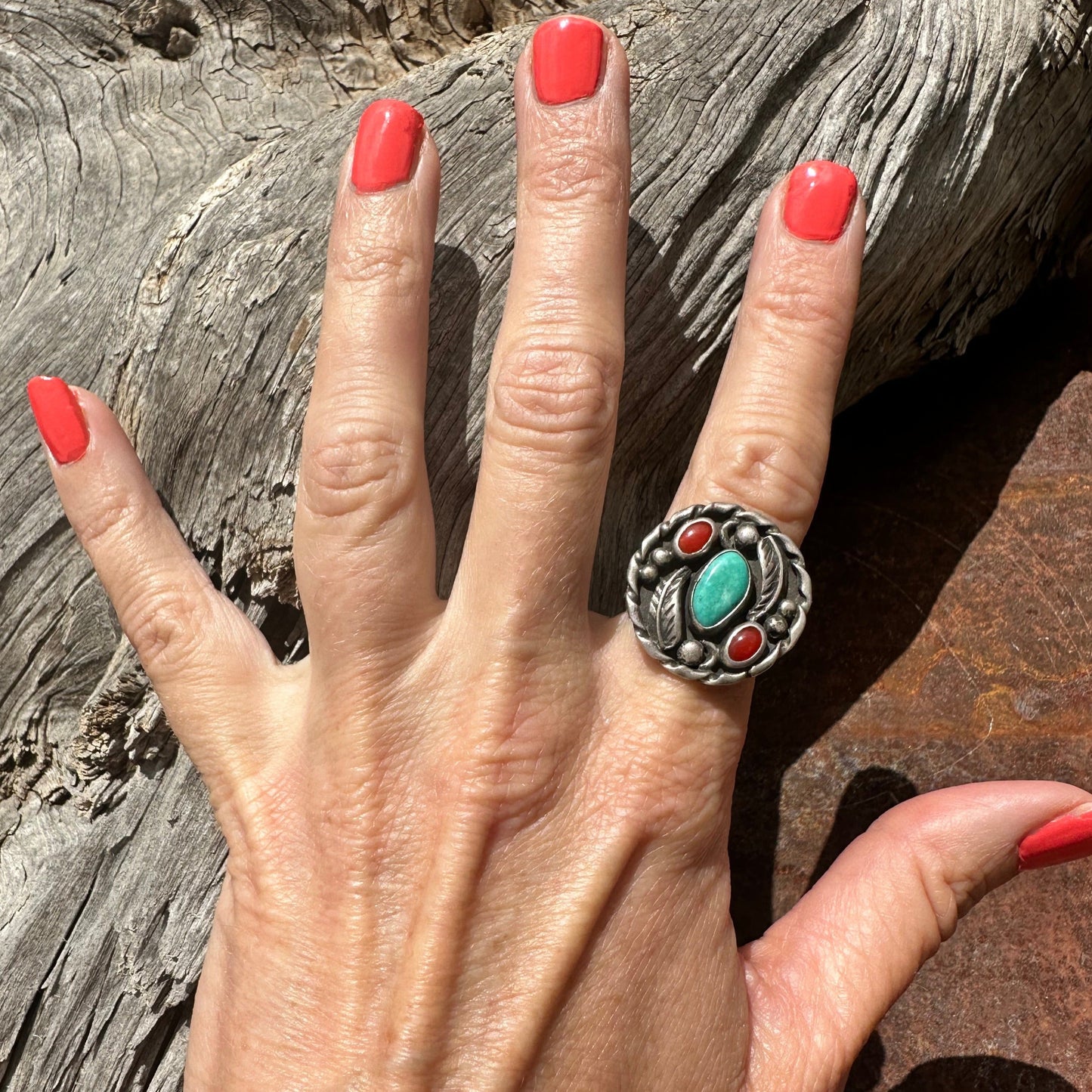 Vintage Navajo Turquoise and Coral Ring With Leaf Work - Turquoise & Tufa