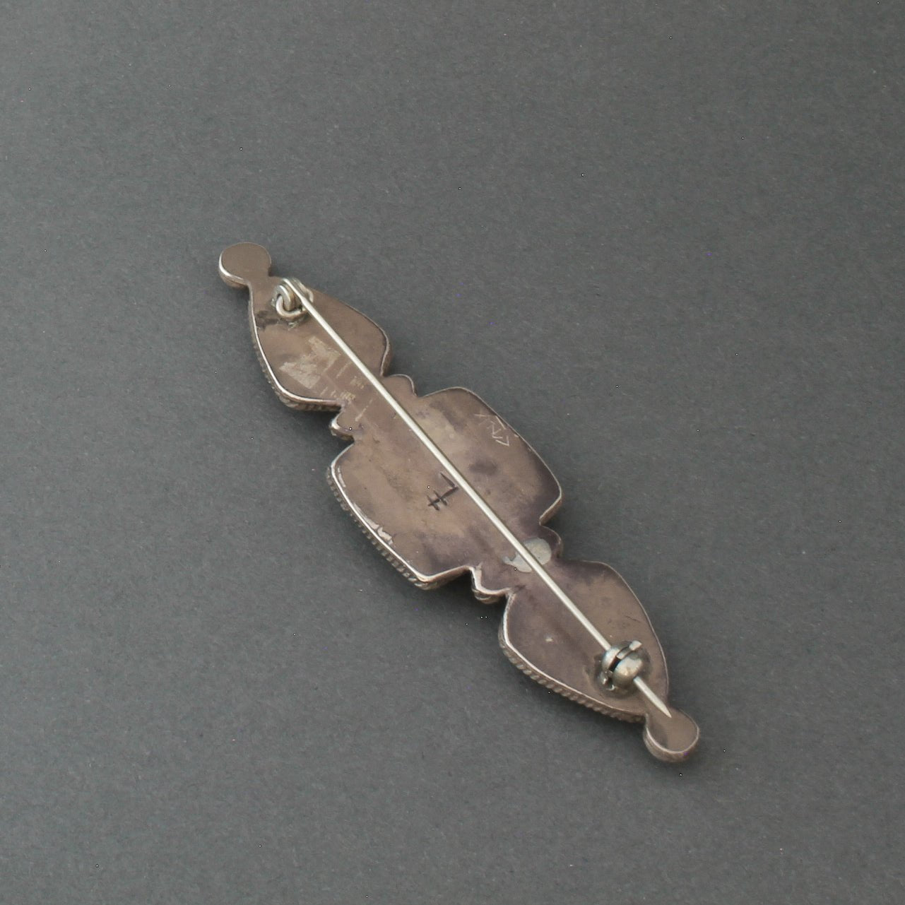 Liz Wallace Navajo Bar Pin With Natural Turquoise in Silver - Turquoise & Tufa