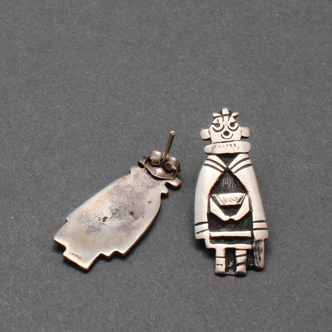 Vintage Silver Hopi Mudhead Earrings - Turquoise & Tufa
