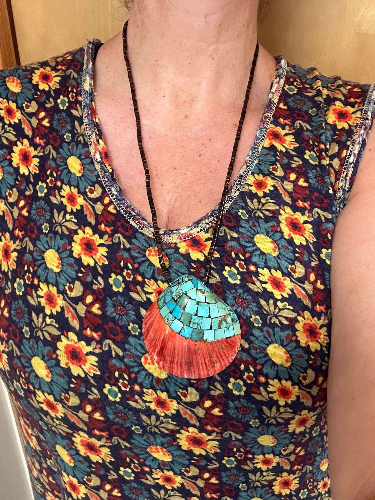 Vintage Pueblo Necklace Of Inlay Spiny Oyster Shell Necklace With Turquoise Inlay - Turquoise & Tufa