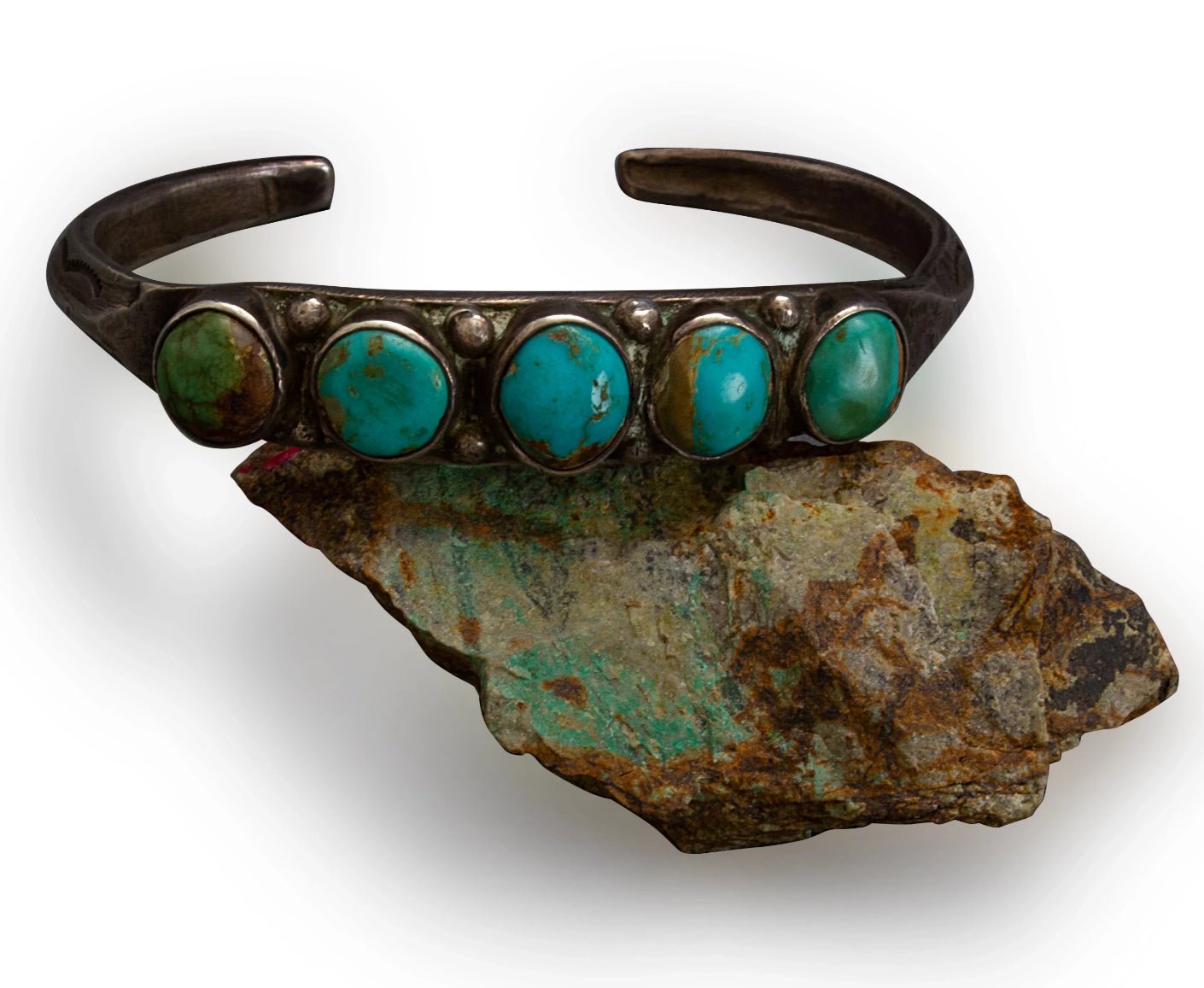 1920's Navajo or Pueblo Row Bracelet With Natural Turquoise - Turquoise & Tufa
