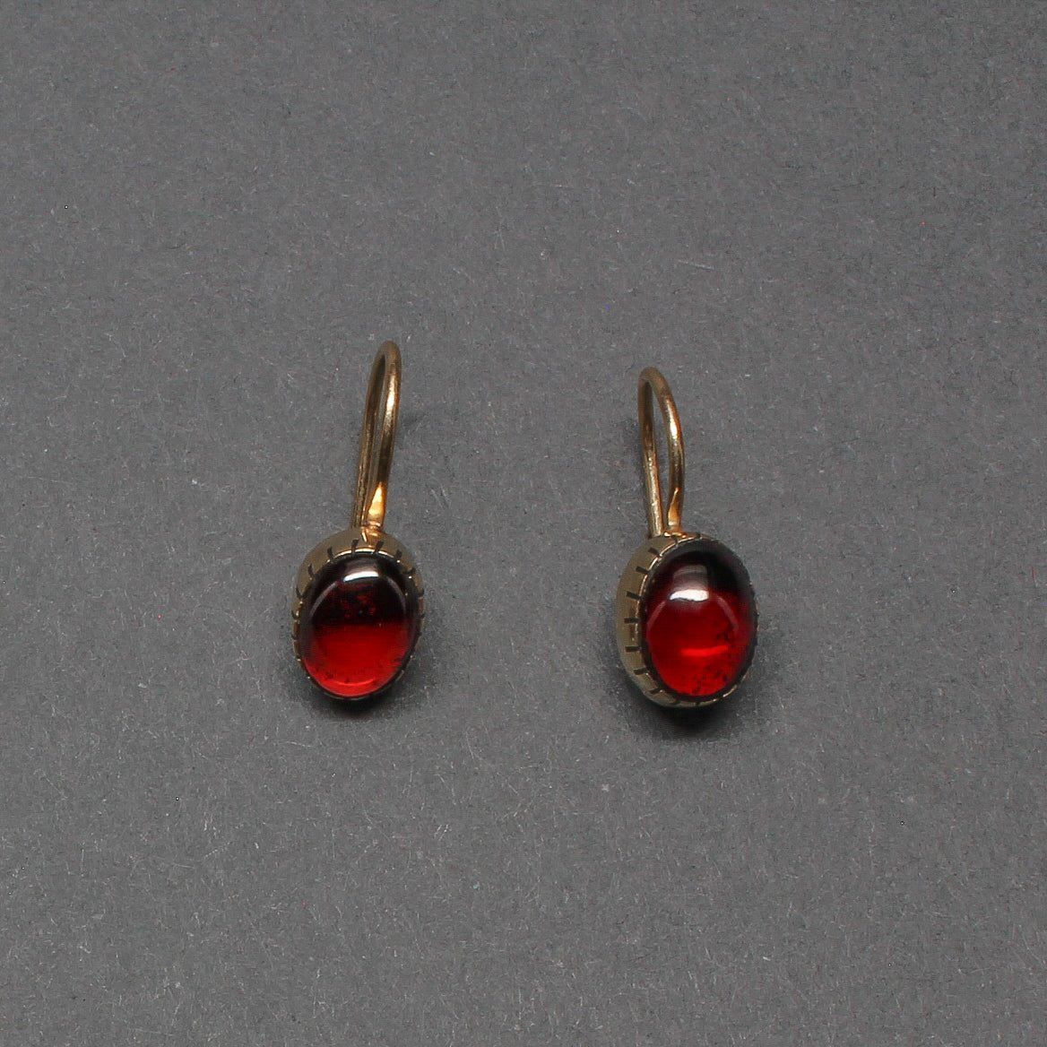 Small Yazzie Johnson Earrings of 14kt Gold Drops With Garnets - Turquoise & Tufa