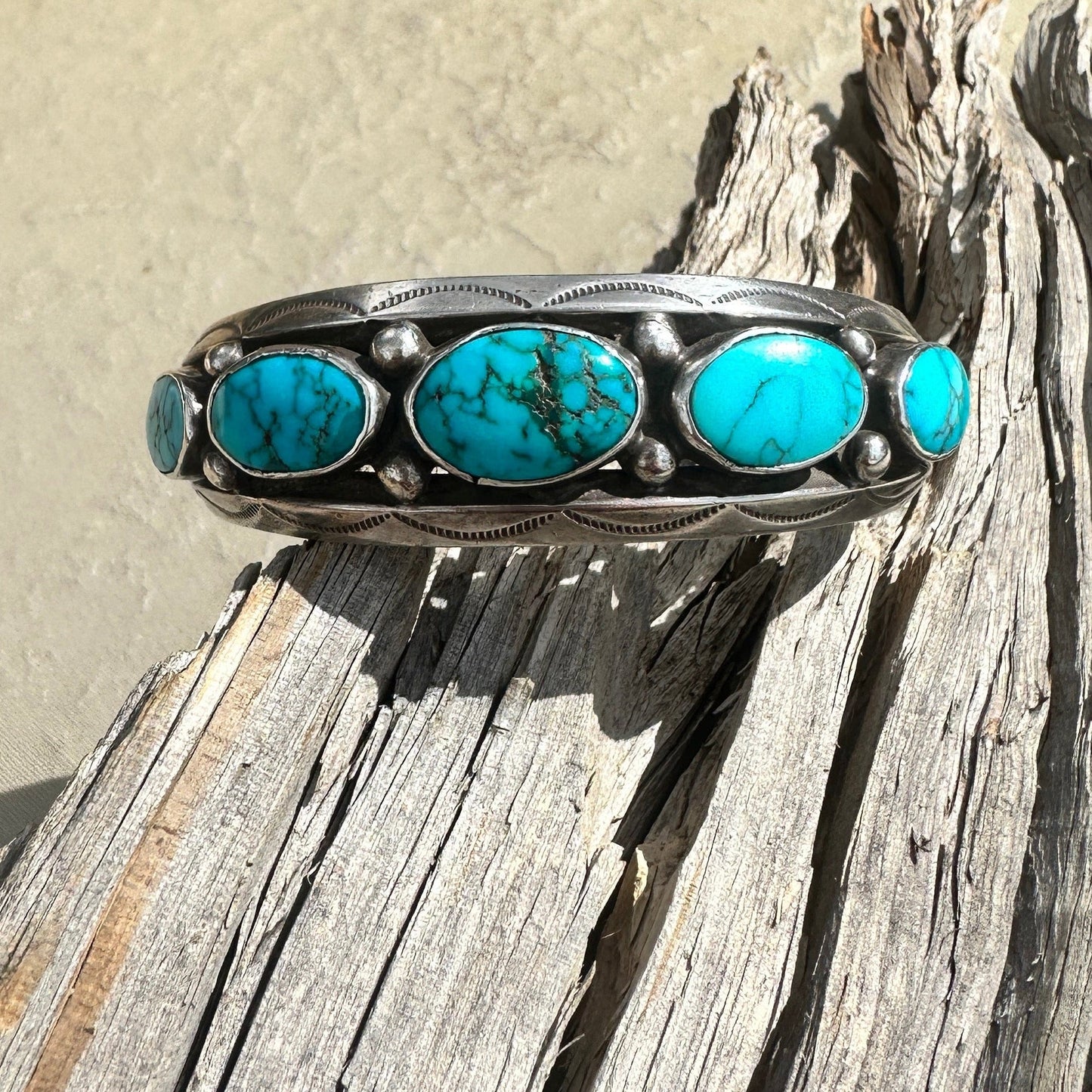 Vintage Classic Navajo Turquoise Row Bracelet - Turquoise & Tufa
