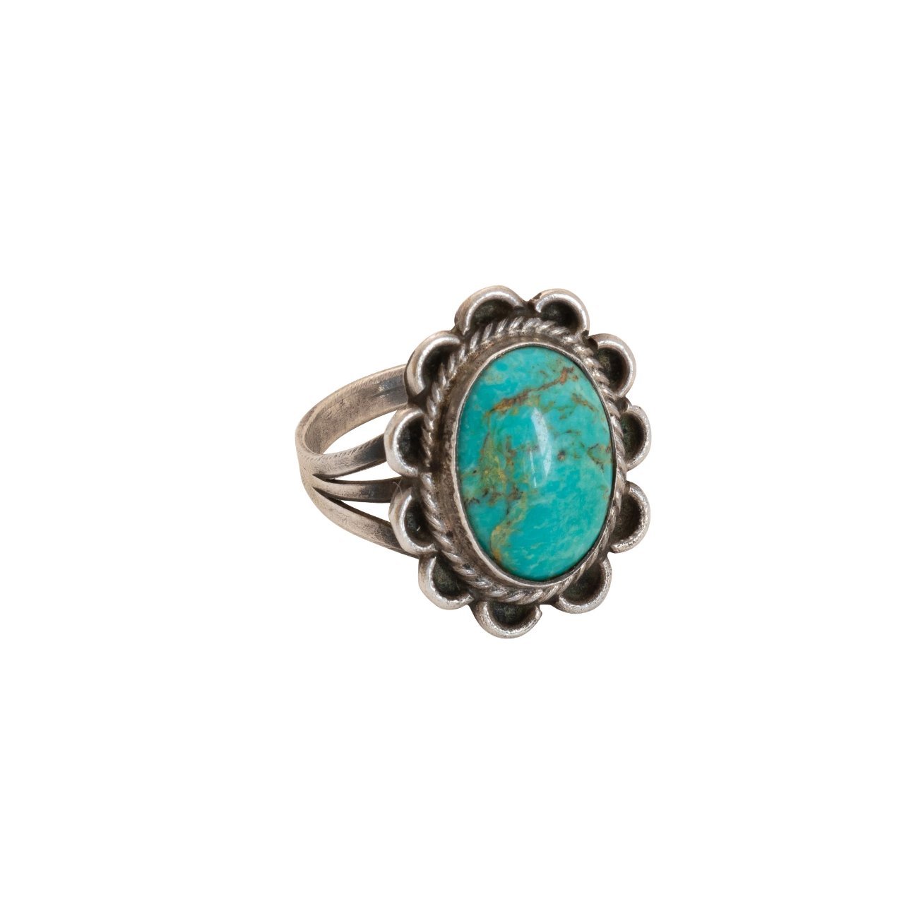 Vintage Navajo Estate Ring Of Turquoise With Silver Scallops - Turquoise & Tufa