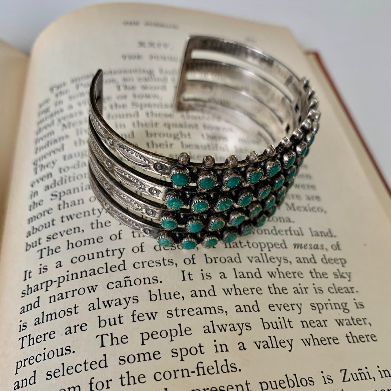 Vintage Zuni Snake Eye Row Bracelet of Green Turquoise - Turquoise & Tufa